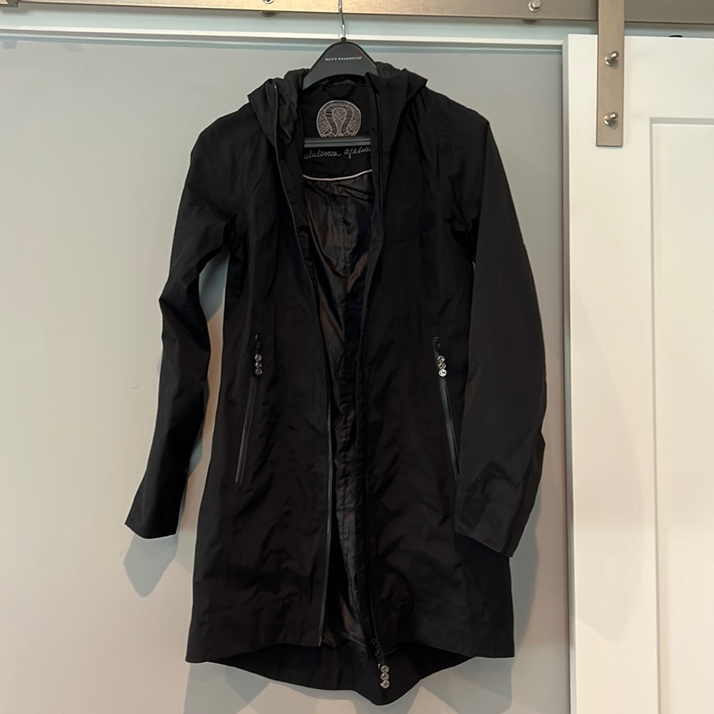 Lululemon rain coat